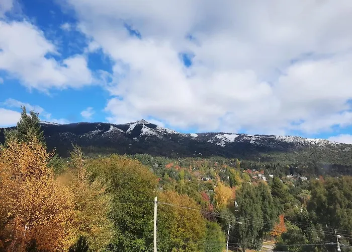 Disfruta Esta Clasica Cabana Barilochense Al Pie Del Cerro Otto