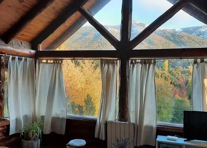 Disfruta Esta Clasica Cabana Barilochense Al Pie Del Cerro Otto