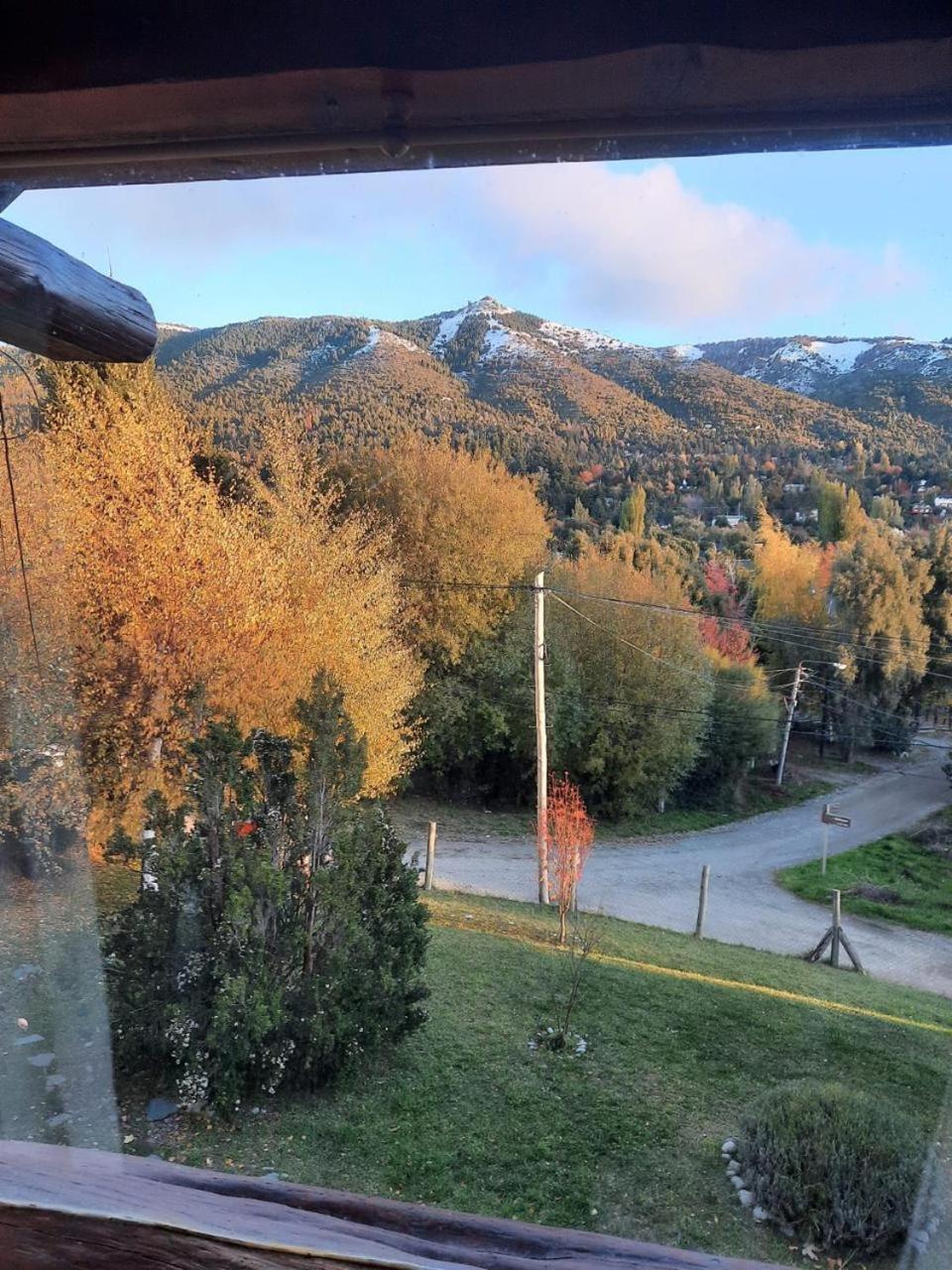 Disfruta Esta Clasica Barilochense Al Pie Del Cerro Otto Chalet San Carlos de Bariloche